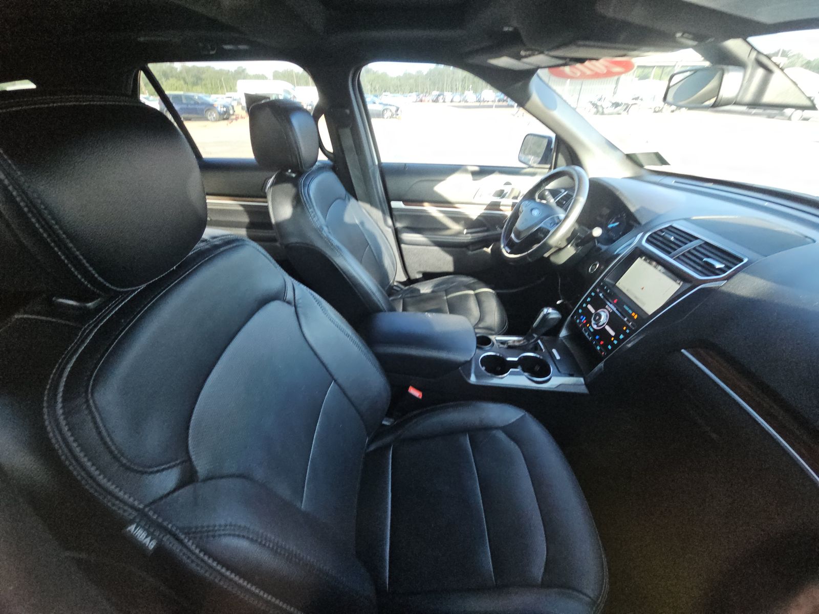 FORD EXPLORER - 9