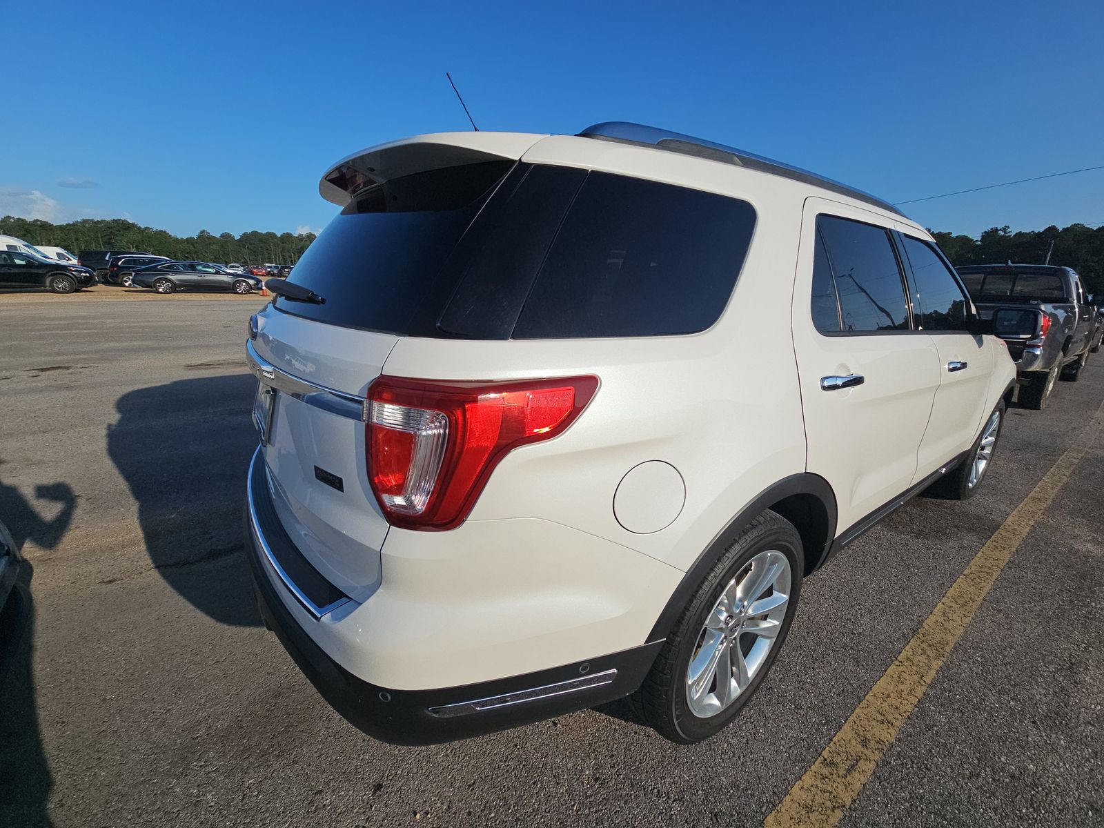 FORD EXPLORER - 5