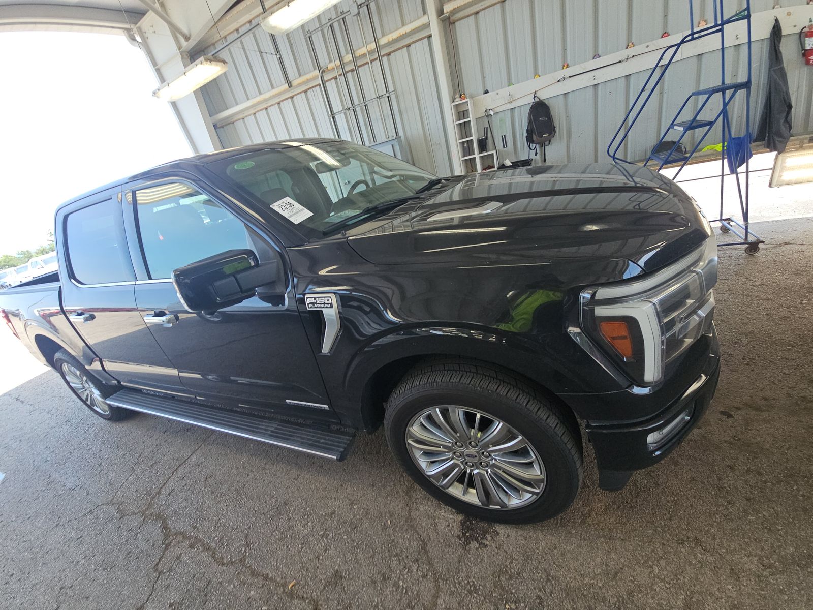FORD F-150 - 4