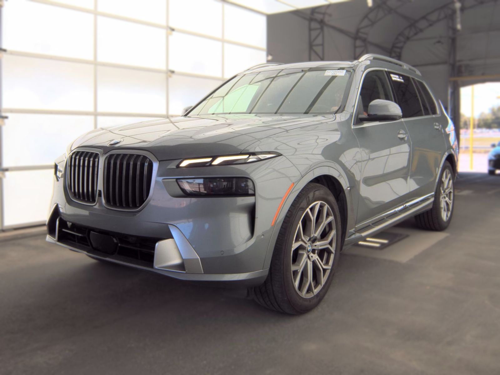 2025 BMW X7 xDrive40i AWD