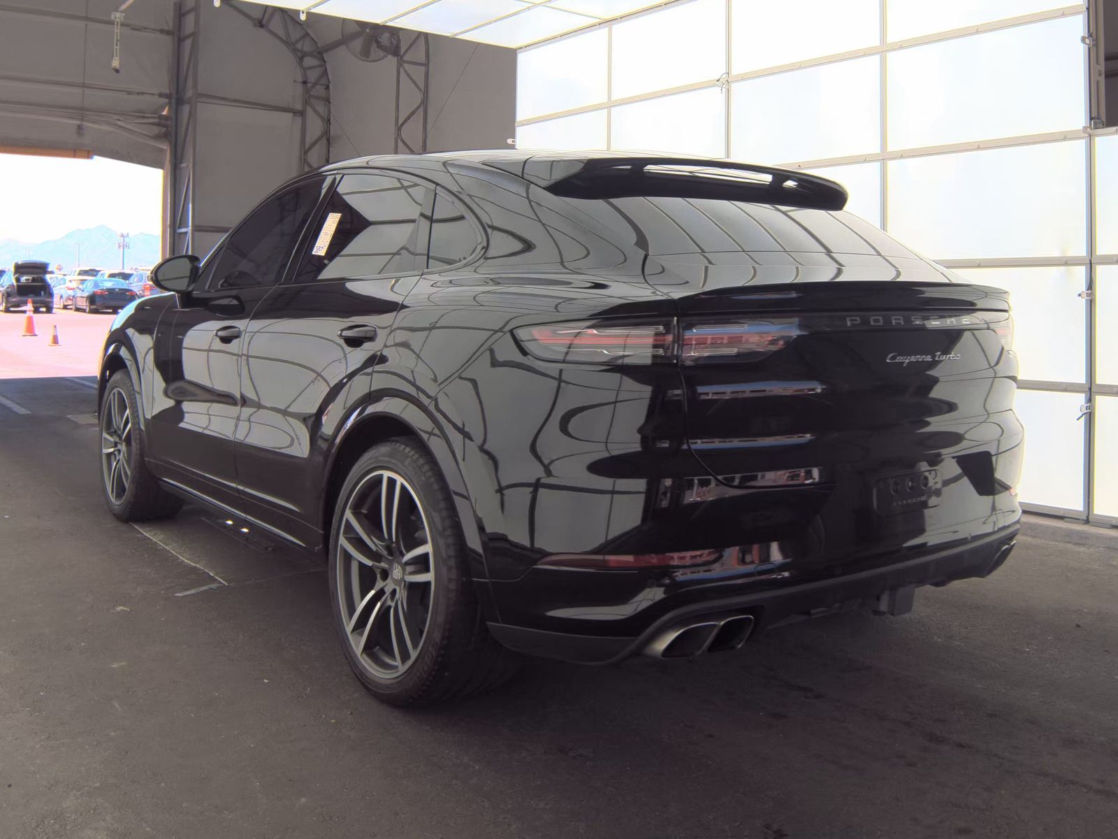PORSCHE CAYENNE - 9
