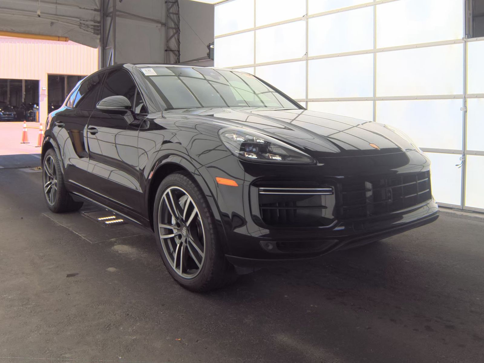 PORSCHE CAYENNE - 5