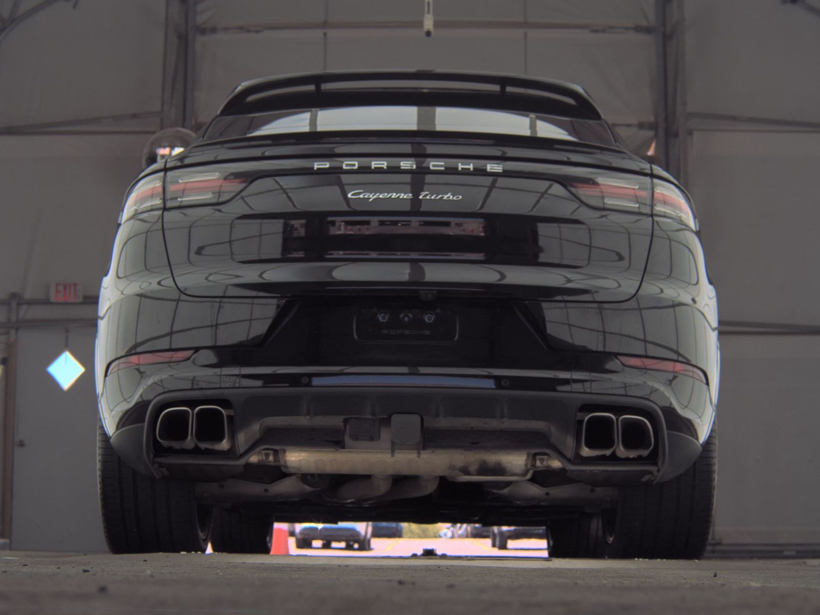 PORSCHE CAYENNE - 8