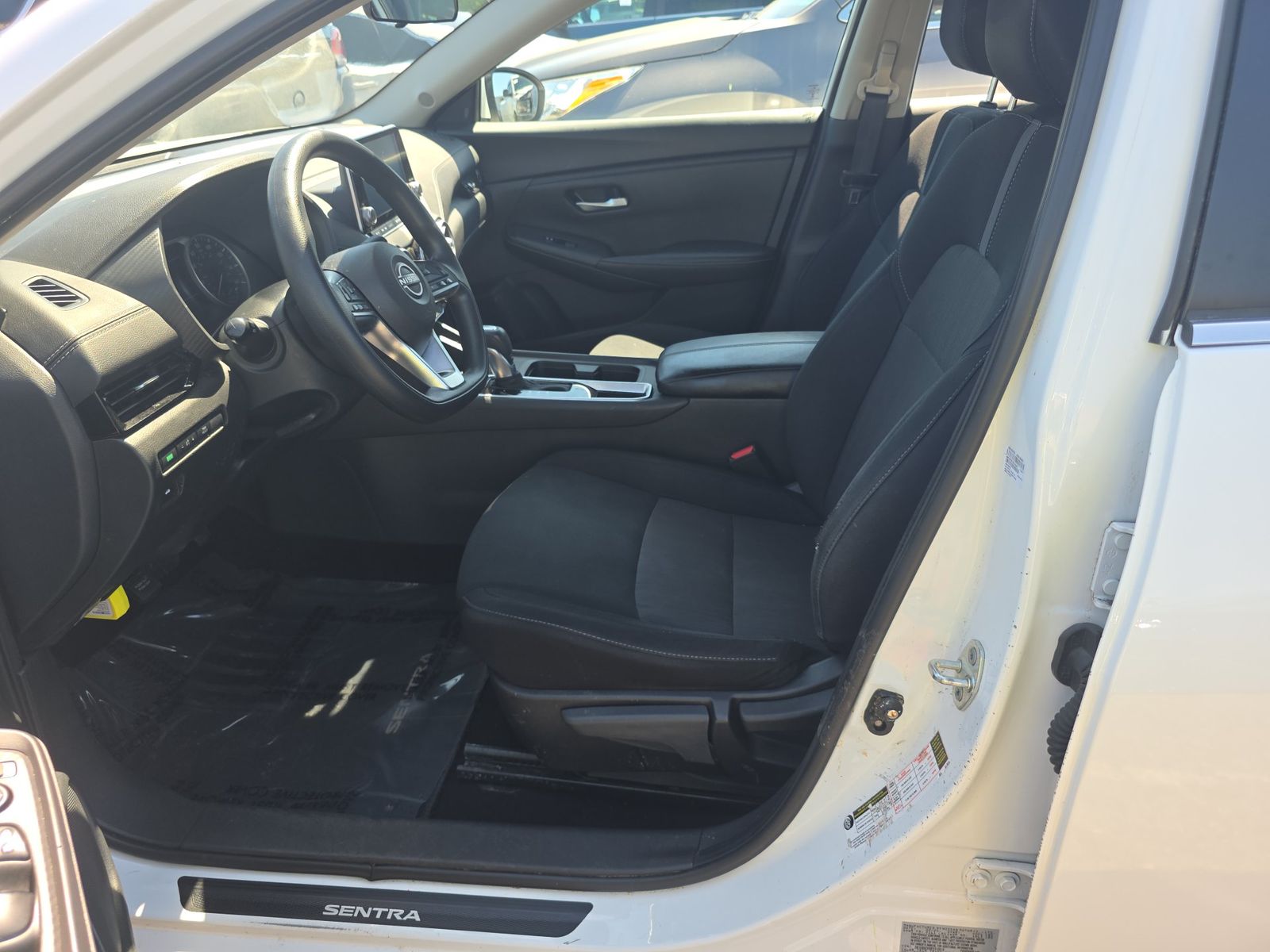 NISSAN SENTRA - 8