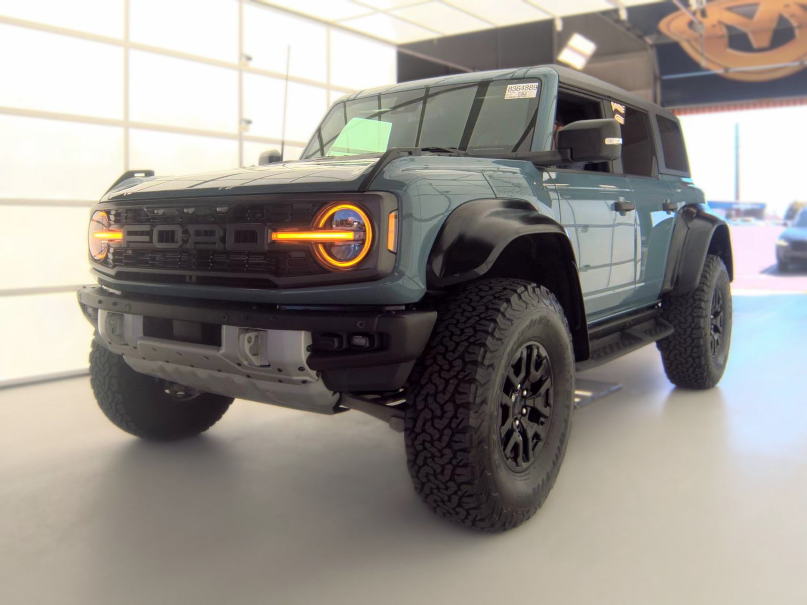 FORD BRONCO - 1