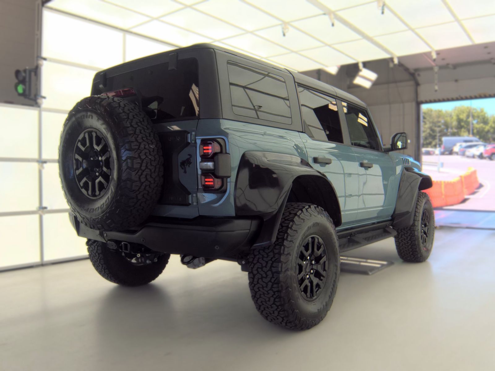 FORD BRONCO - 6