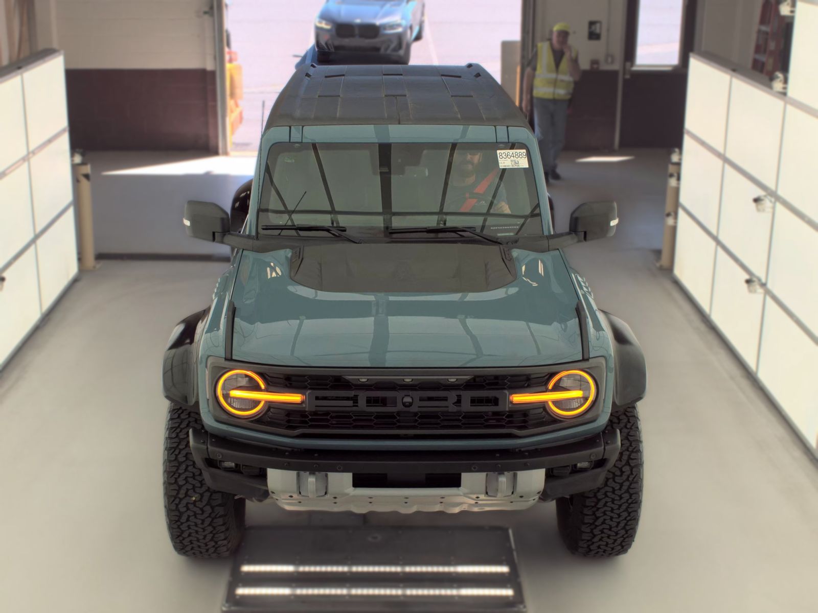 FORD BRONCO - 3