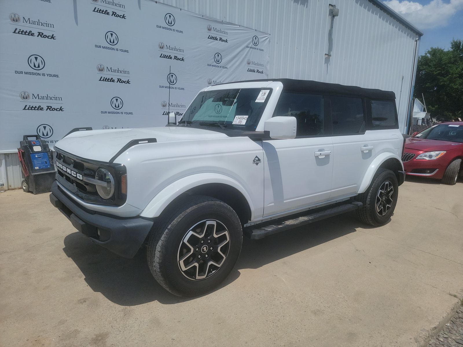 FORD BRONCO - 1