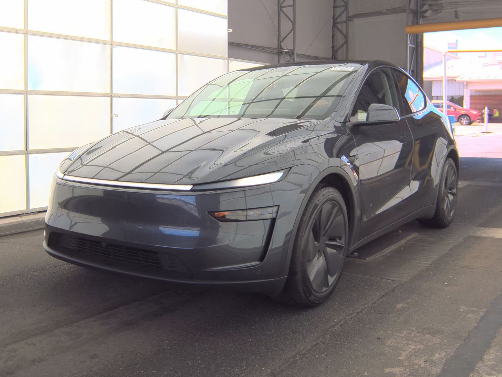 TESLA MODEL Y - 1