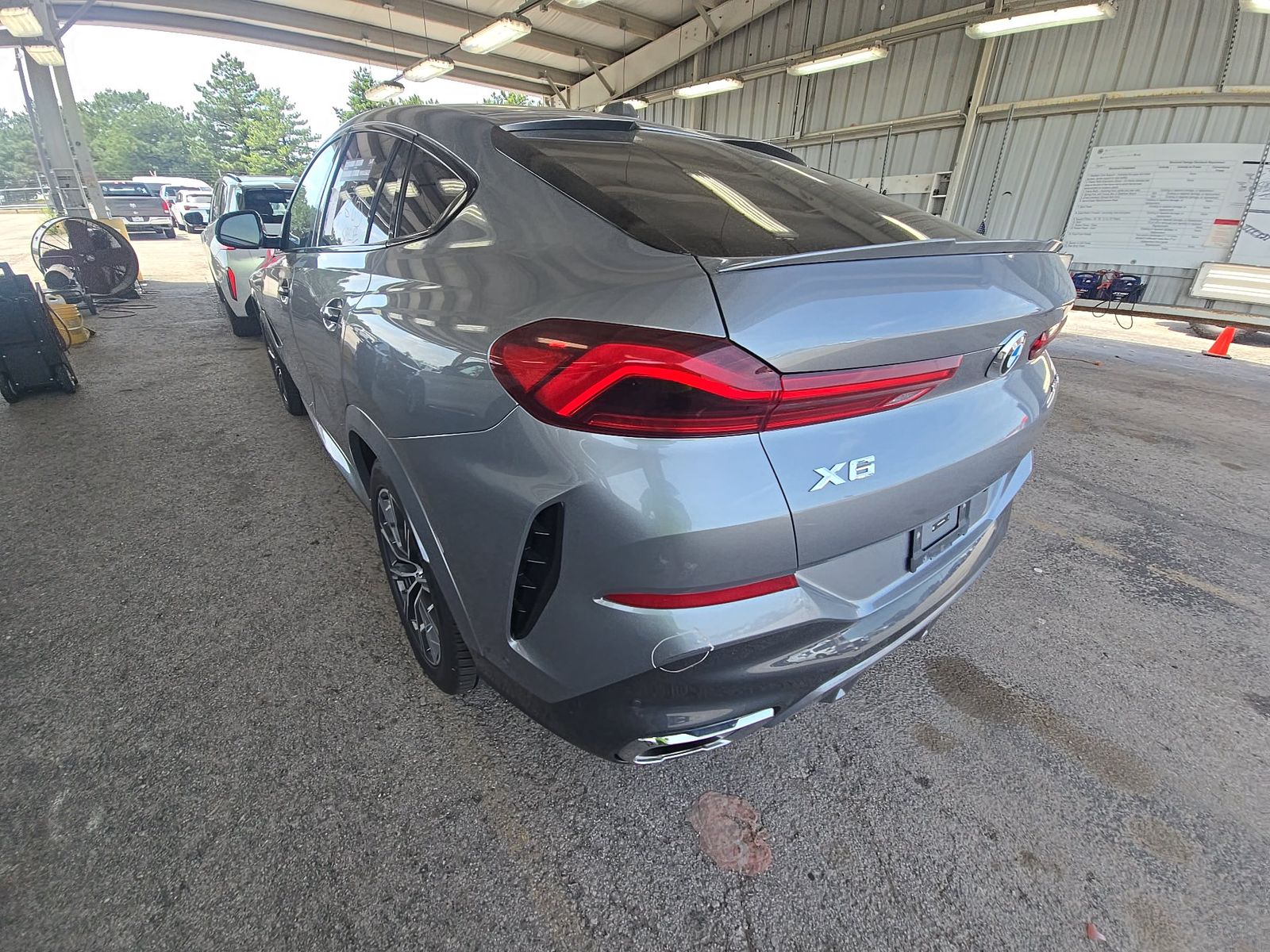 2025 BMW X6 xDrive40i AWD