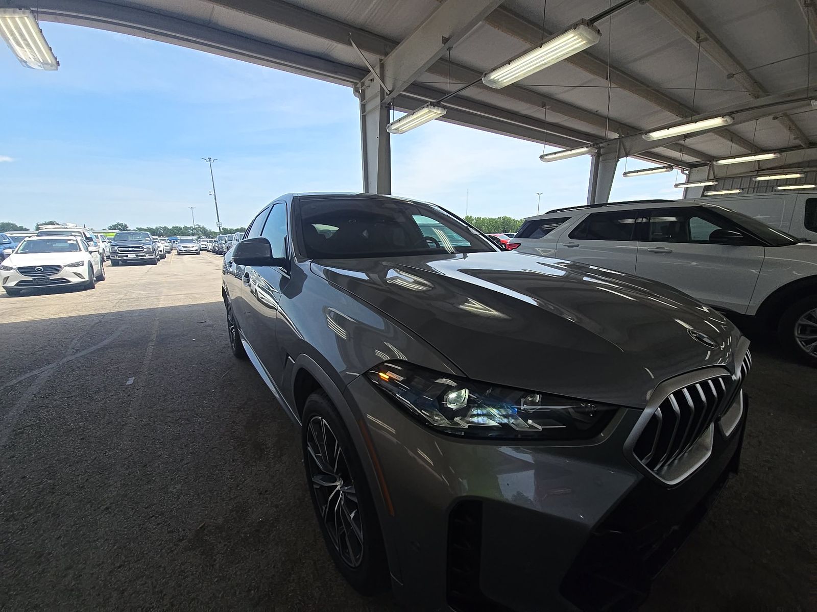 2025 BMW X6 xDrive40i AWD