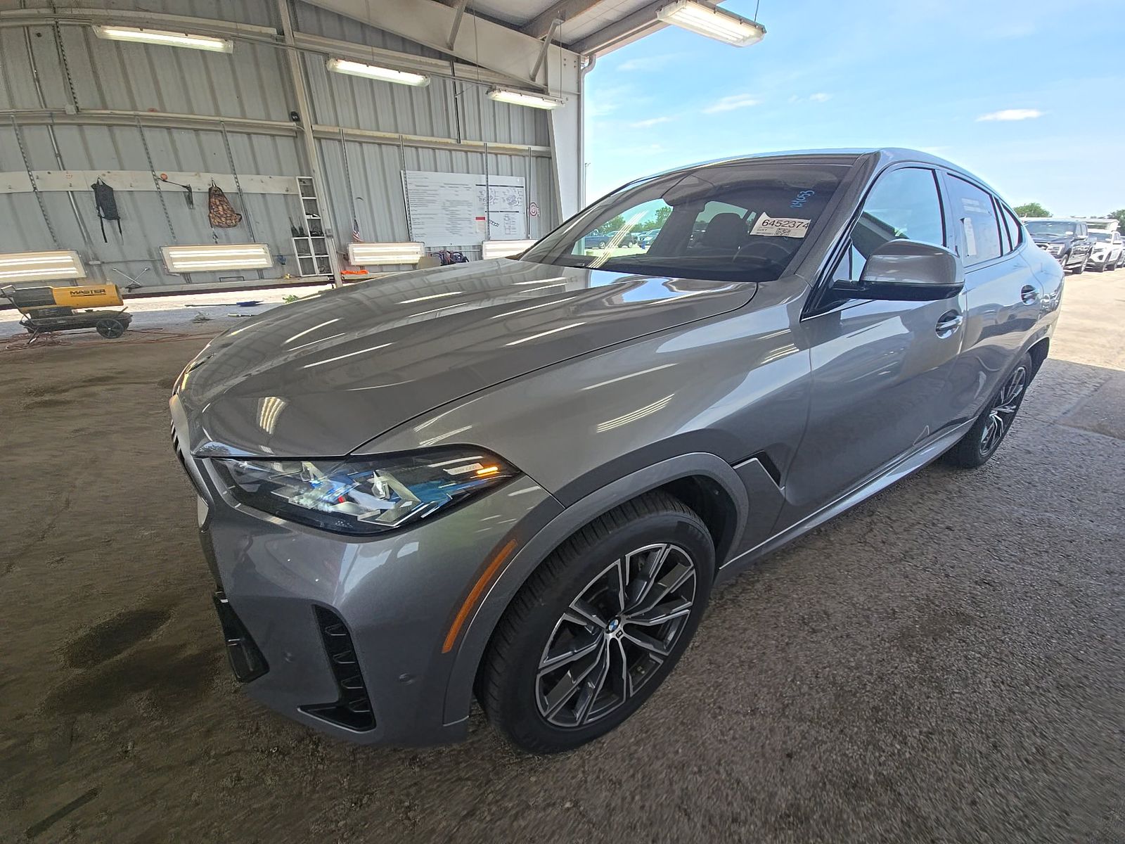 2025 BMW X6 xDrive40i AWD