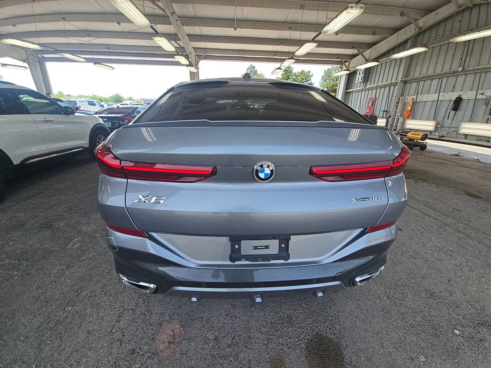 2025 BMW X6 xDrive40i AWD