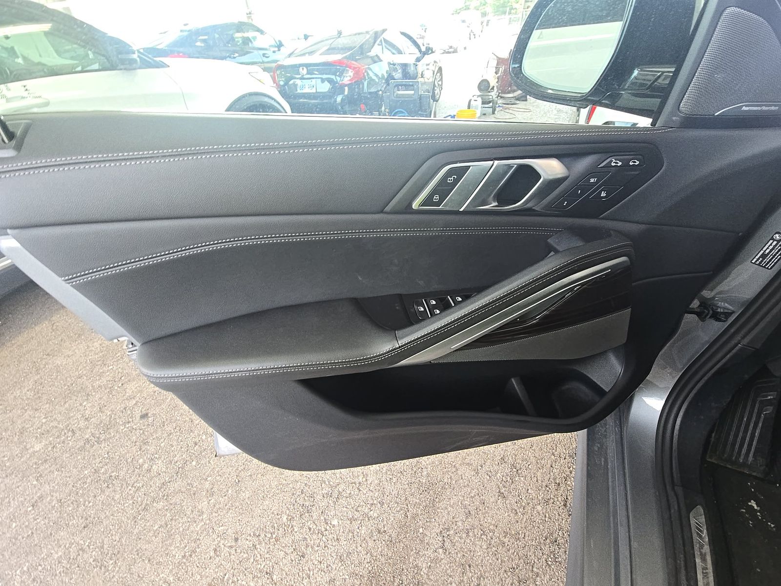 2025 BMW X6 xDrive40i AWD