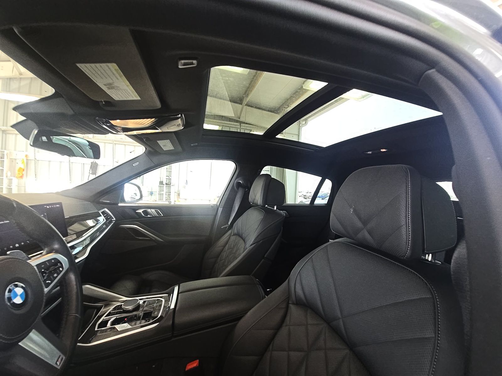 2025 BMW X6 xDrive40i AWD