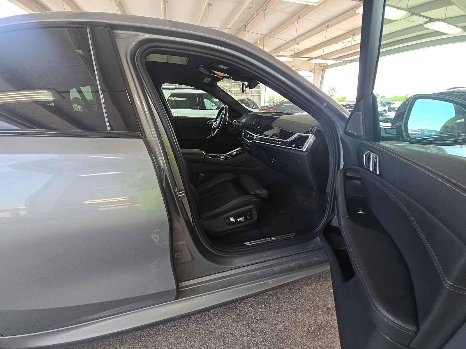 2025 BMW X6 xDrive40i AWD