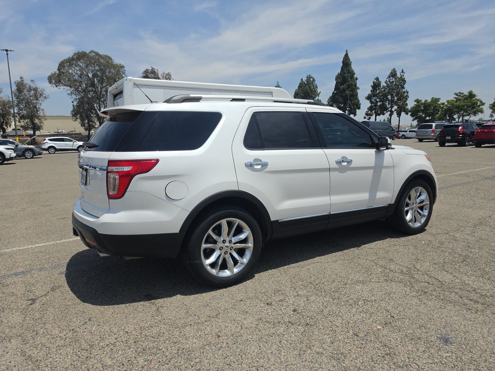 FORD EXPLORER - 5