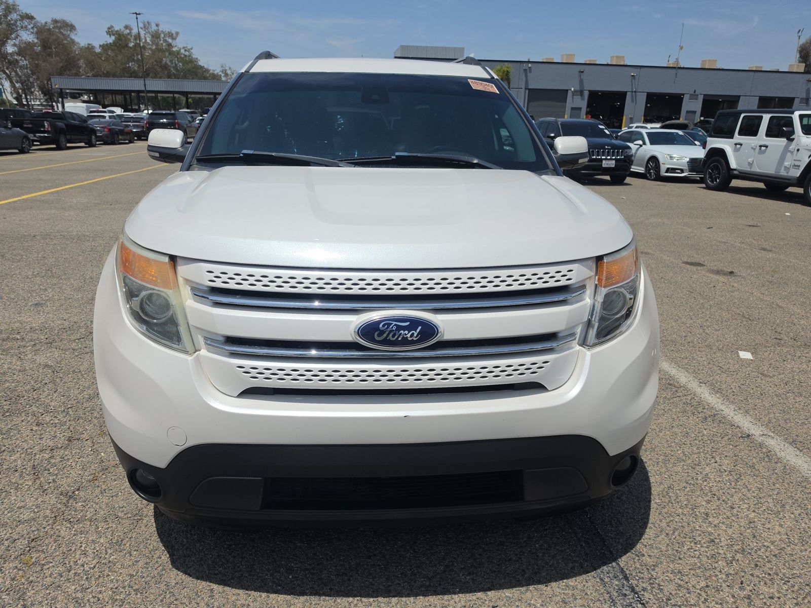 FORD EXPLORER - 3