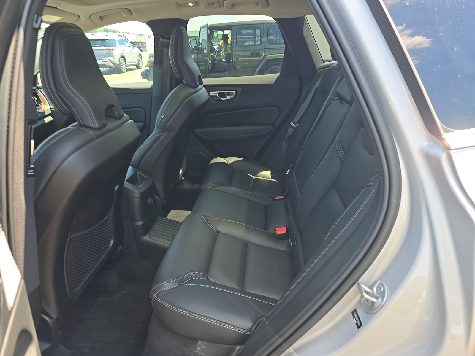 2023 Volvo XC60 Recharge T8 Ultimate AWD