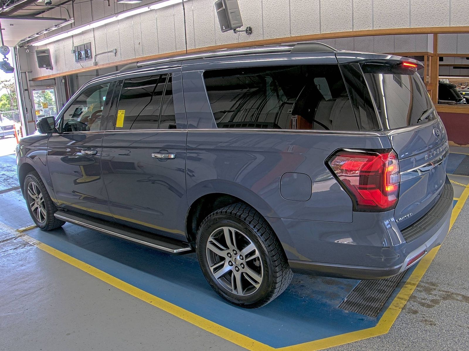FORD EXPEDITION MAX - 7