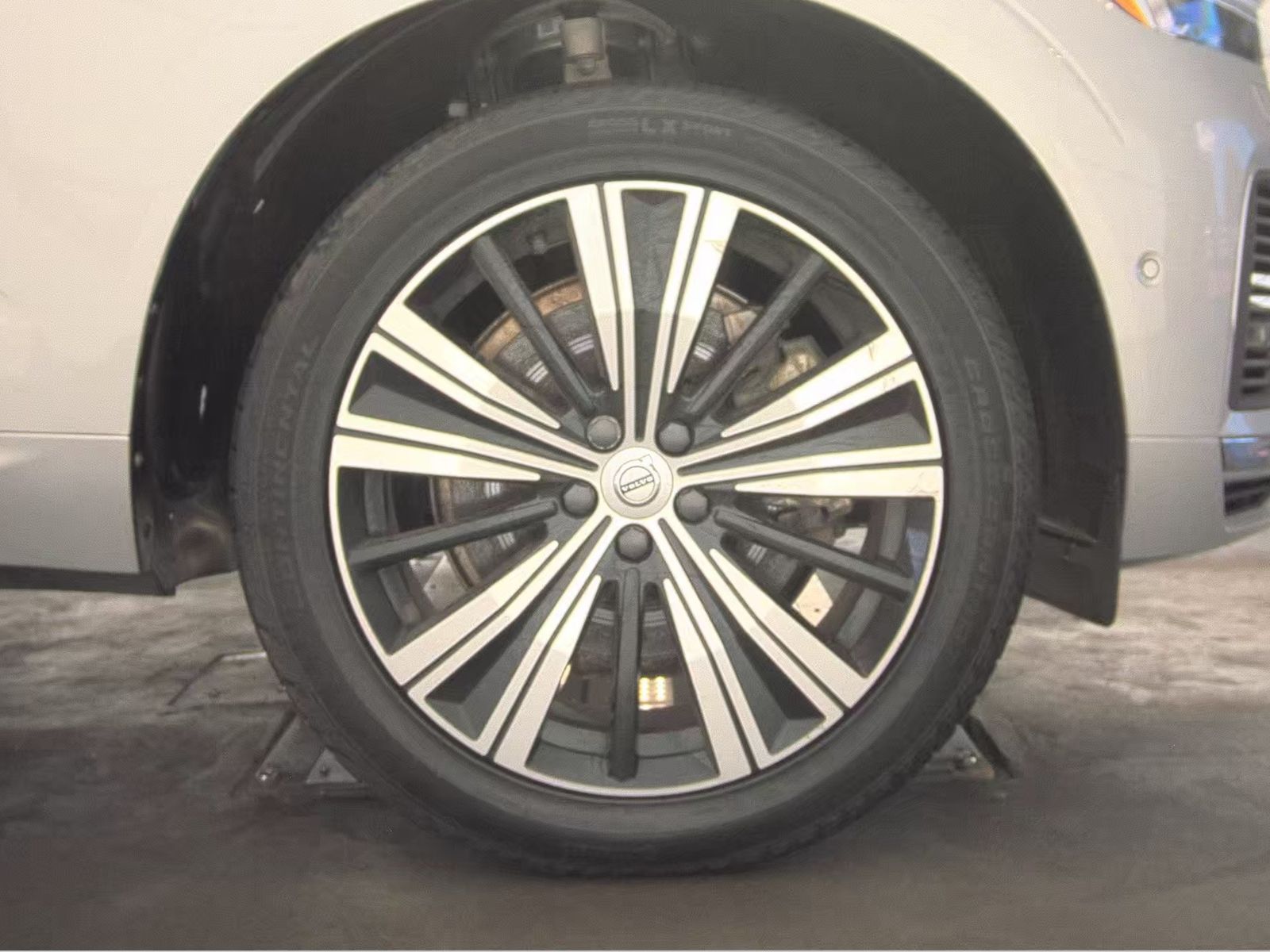 2023 Volvo XC60 Recharge T8 Ultimate AWD