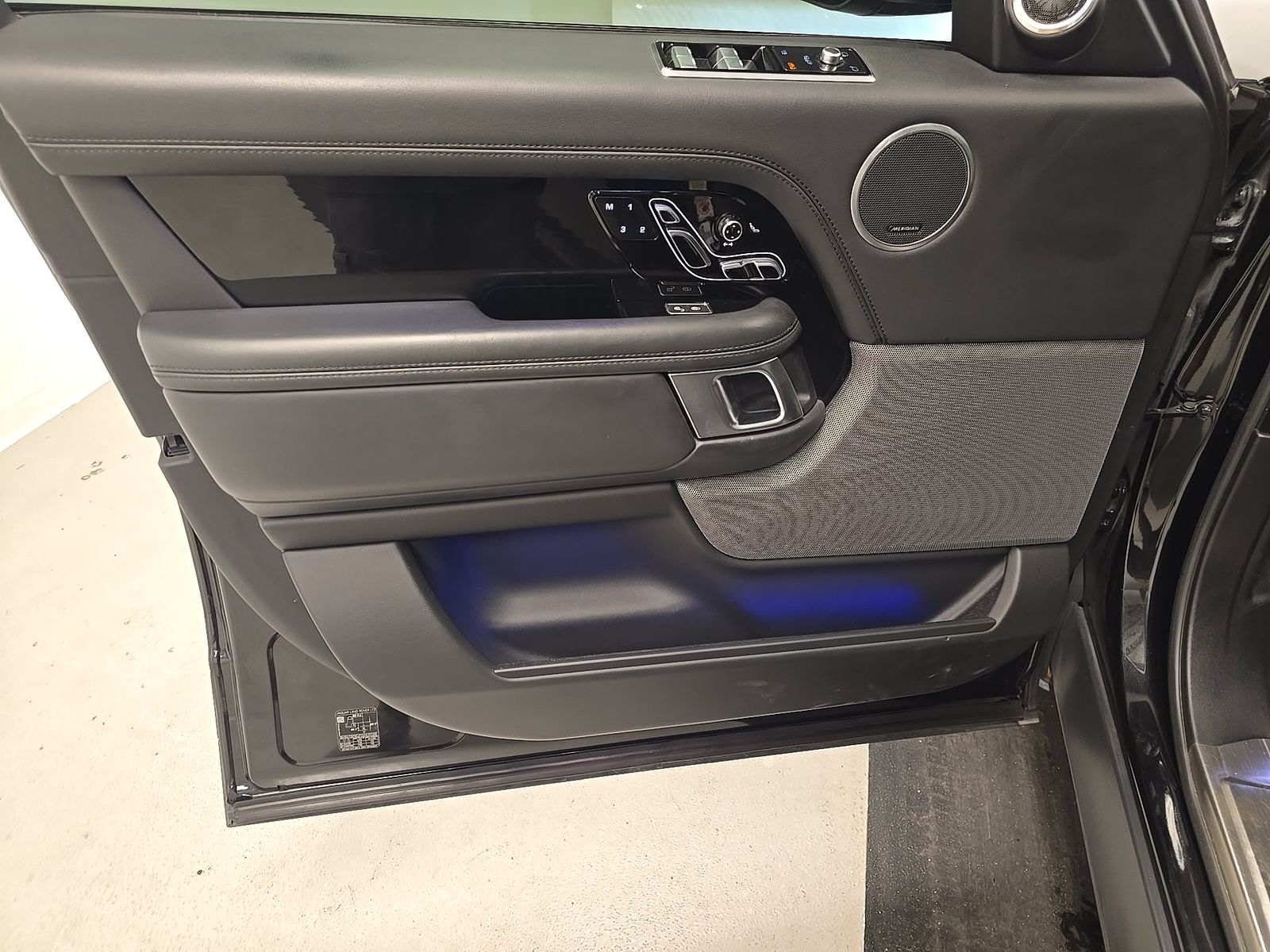LAND ROVER RANGE ROVER - 10