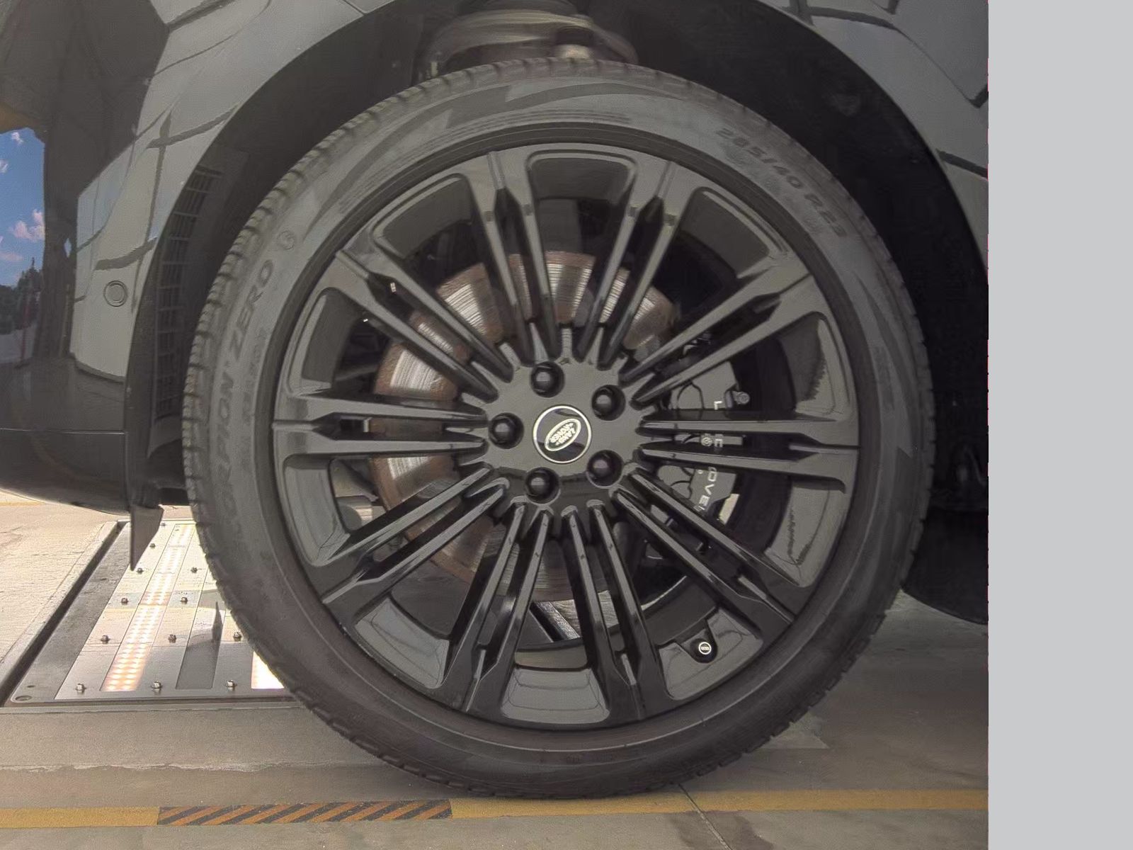 LAND ROVER RANGE ROVER - 10
