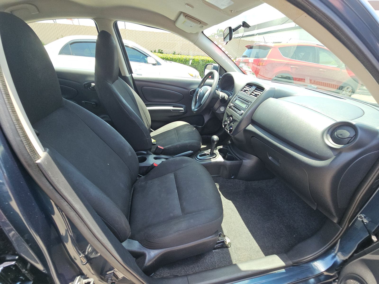 NISSAN VERSA - 9