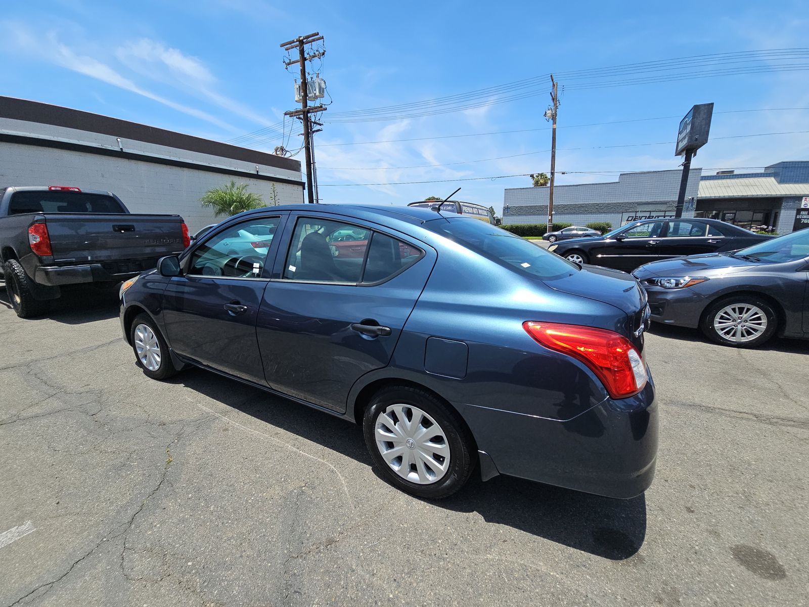 NISSAN VERSA - 7