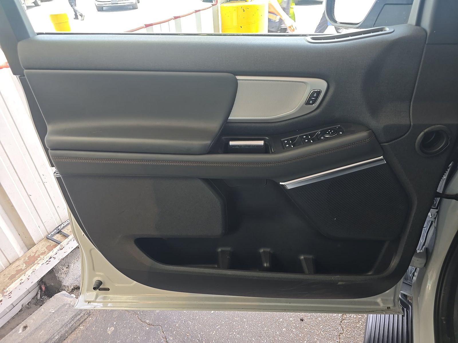 FORD EXPEDITION MAX - 10