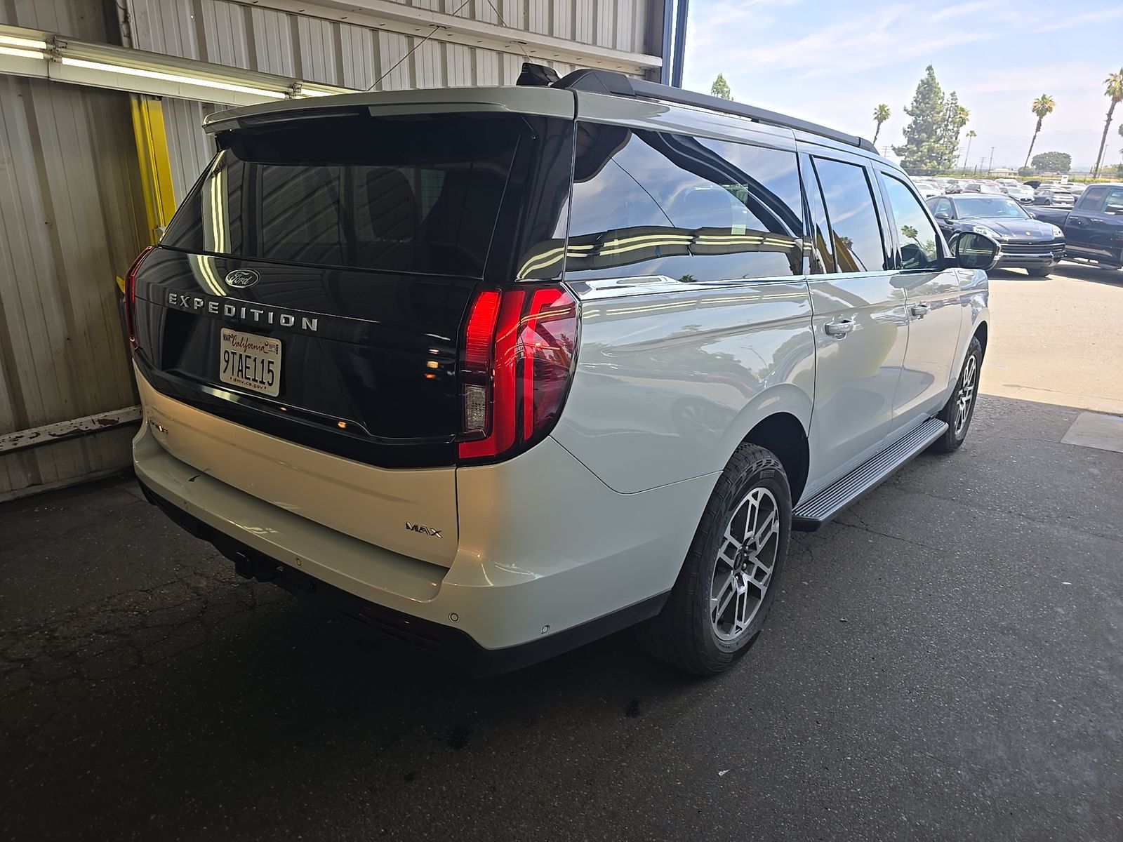 FORD EXPEDITION MAX - 5