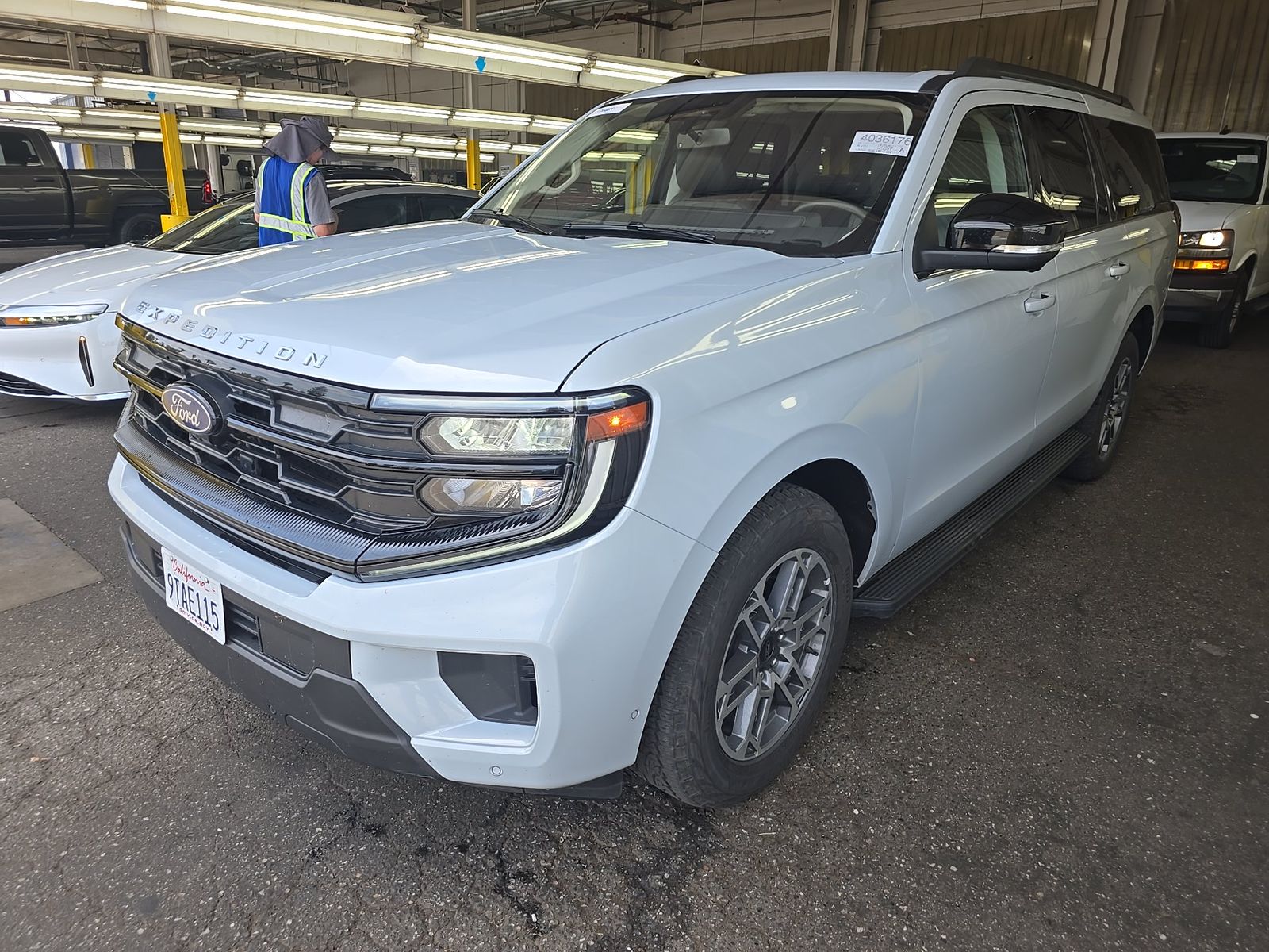 FORD EXPEDITION MAX - 1