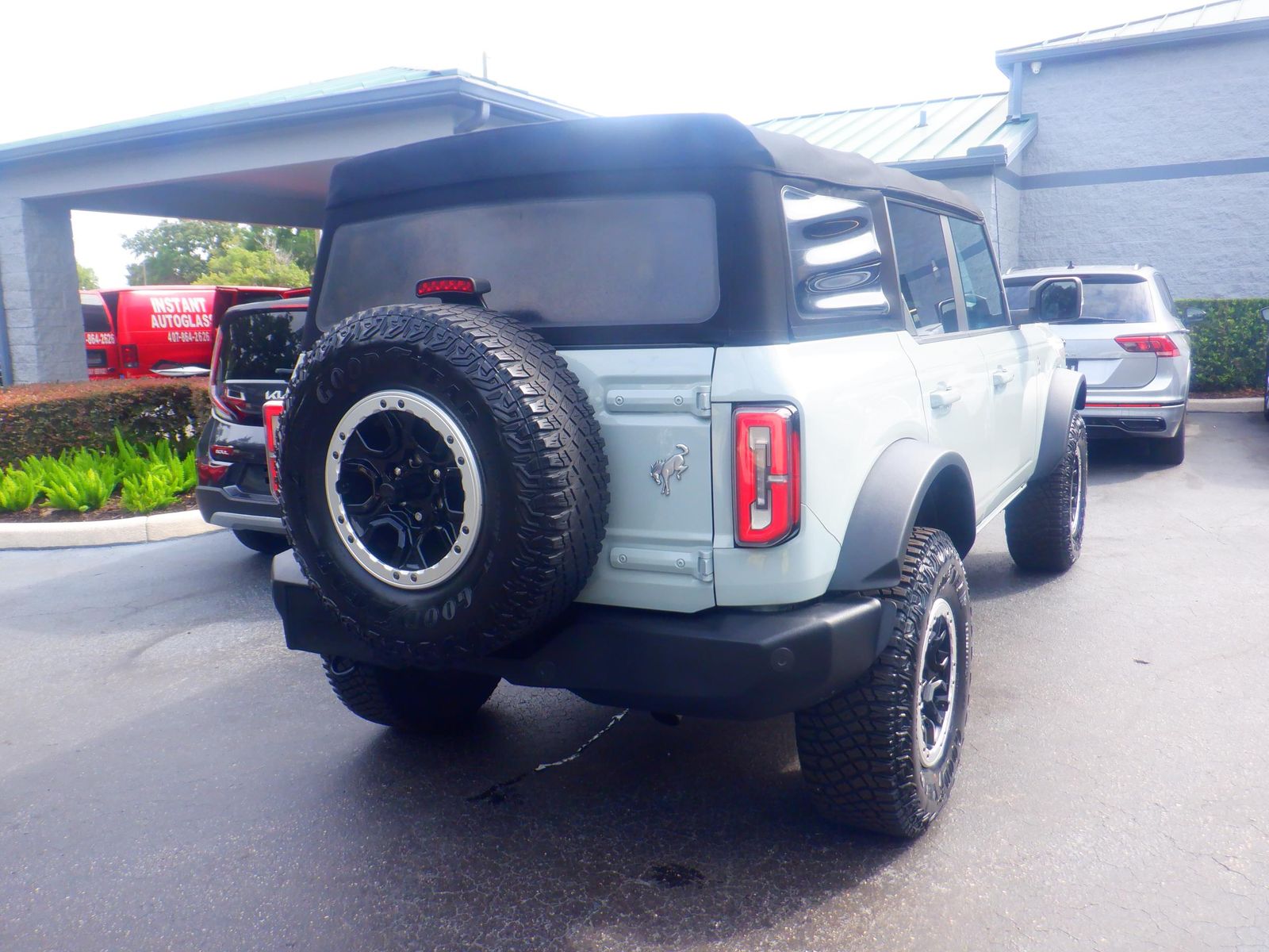 FORD BRONCO - 3