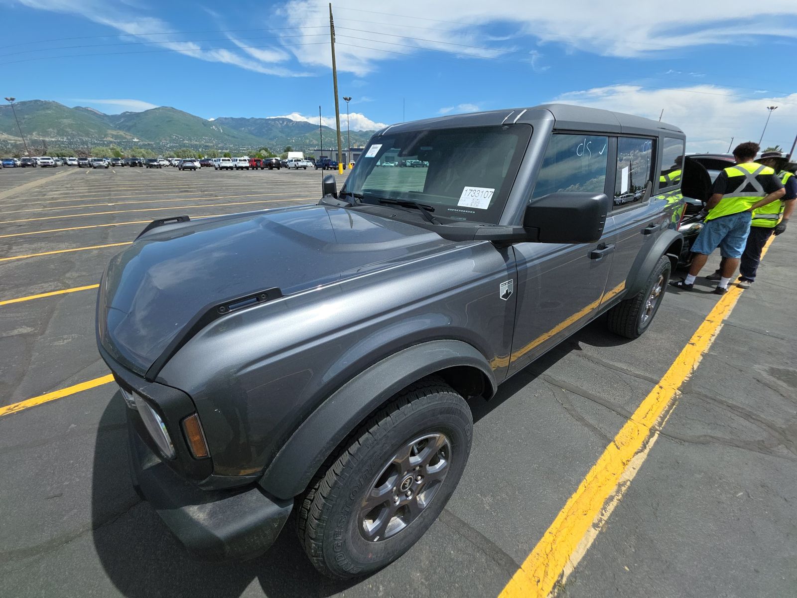 FORD BRONCO - 1