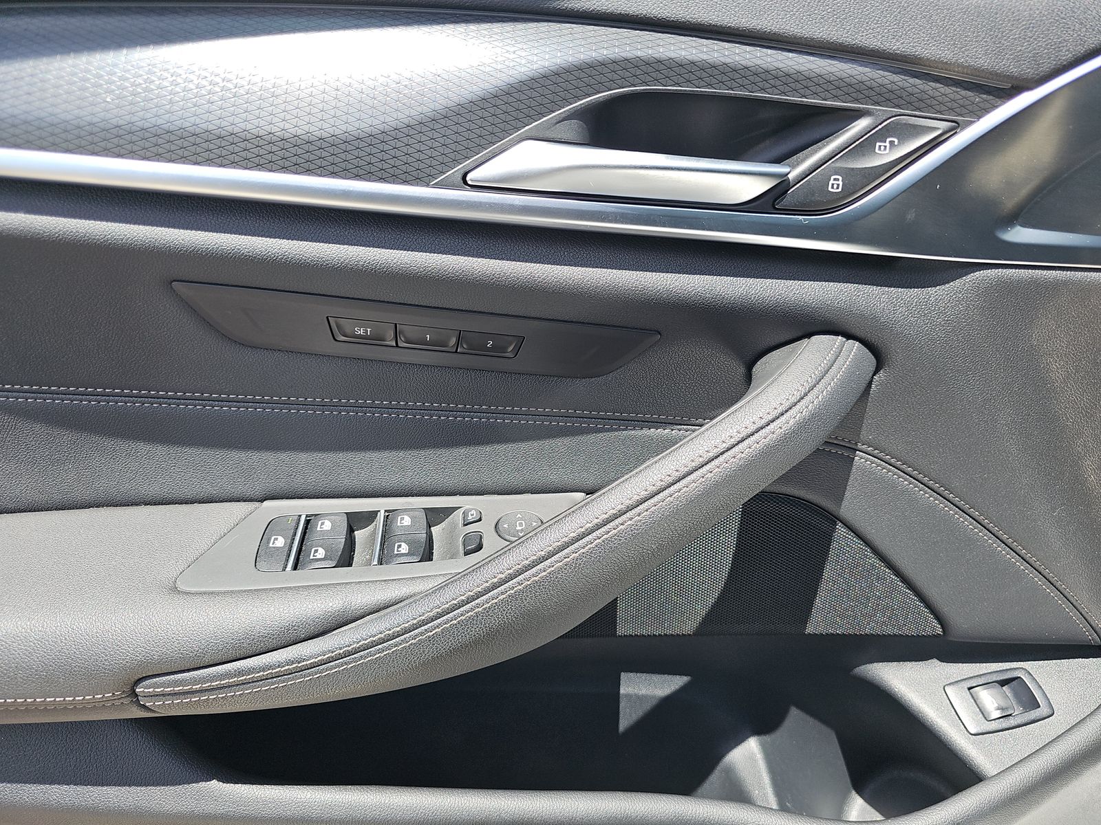 2023 BMW 5 Series 530i RWD