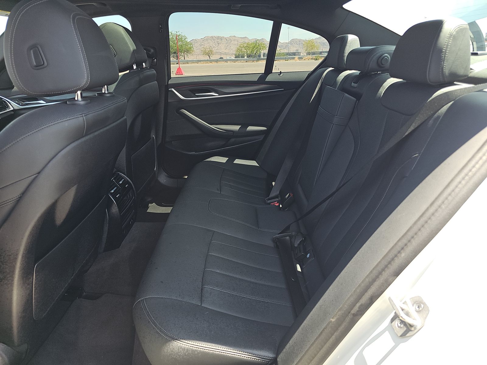 2023 BMW 5 Series 530i RWD