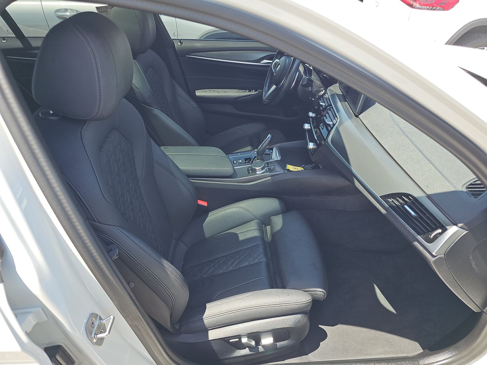 2023 BMW 5 Series 530i RWD