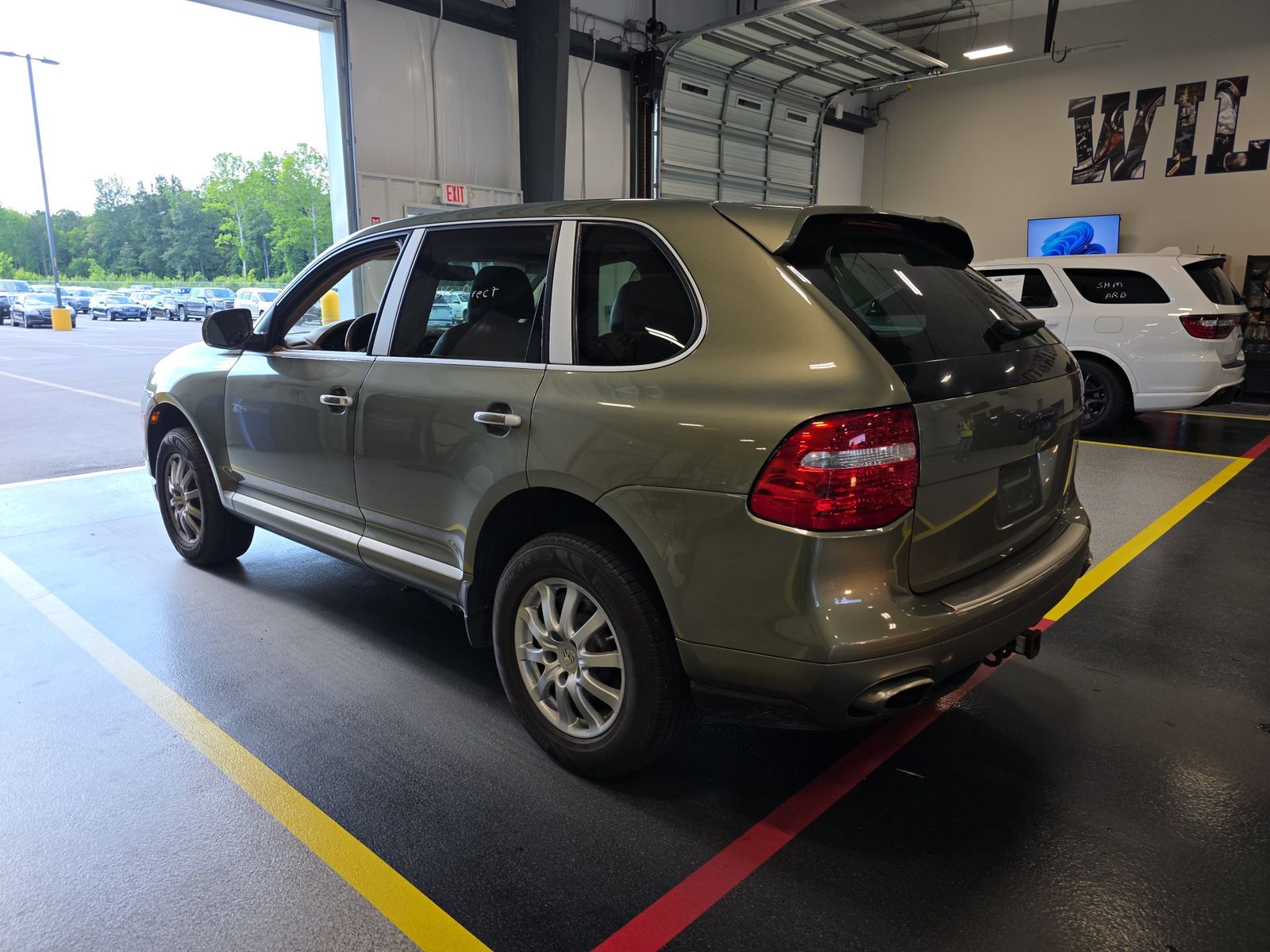 PORSCHE CAYENNE - 7