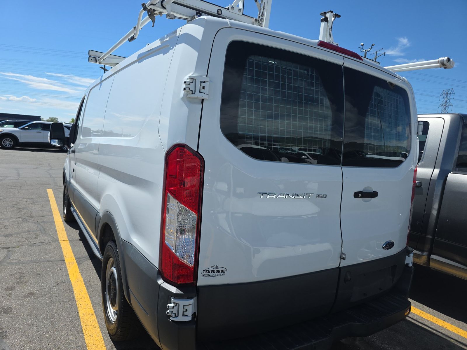 FORD TRANSIT 150 - 7