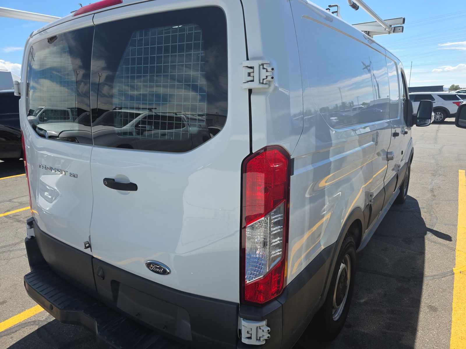 FORD TRANSIT 150 - 5