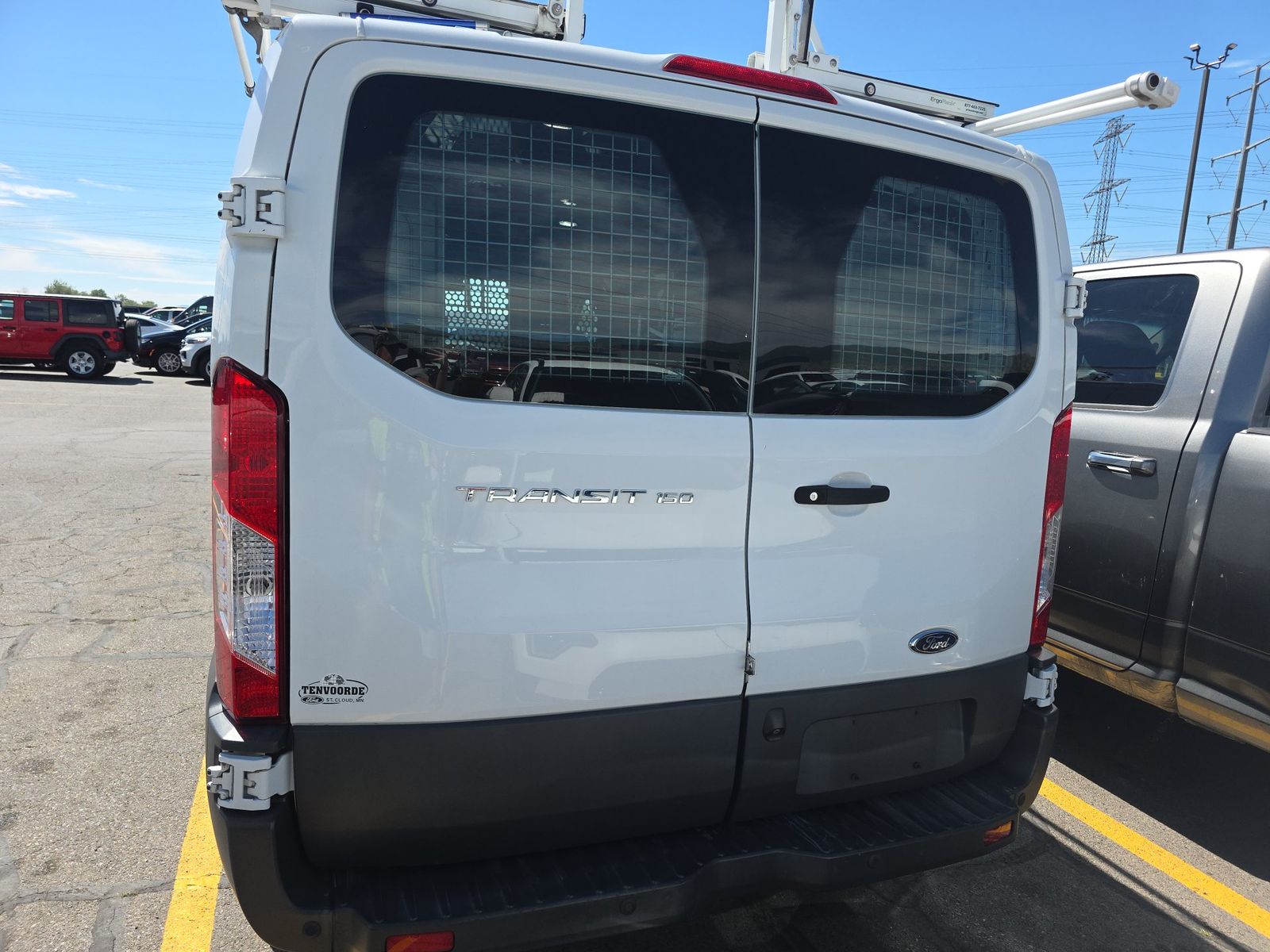 FORD TRANSIT 150 - 6