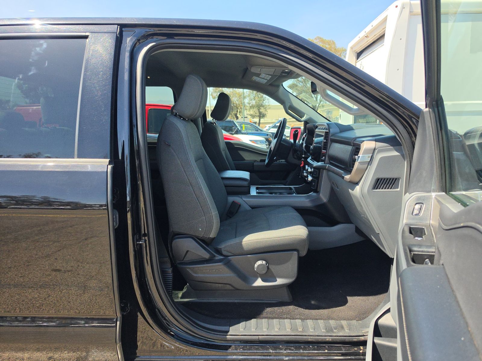 2024 Ford F-150 Hybrid XLT AWD