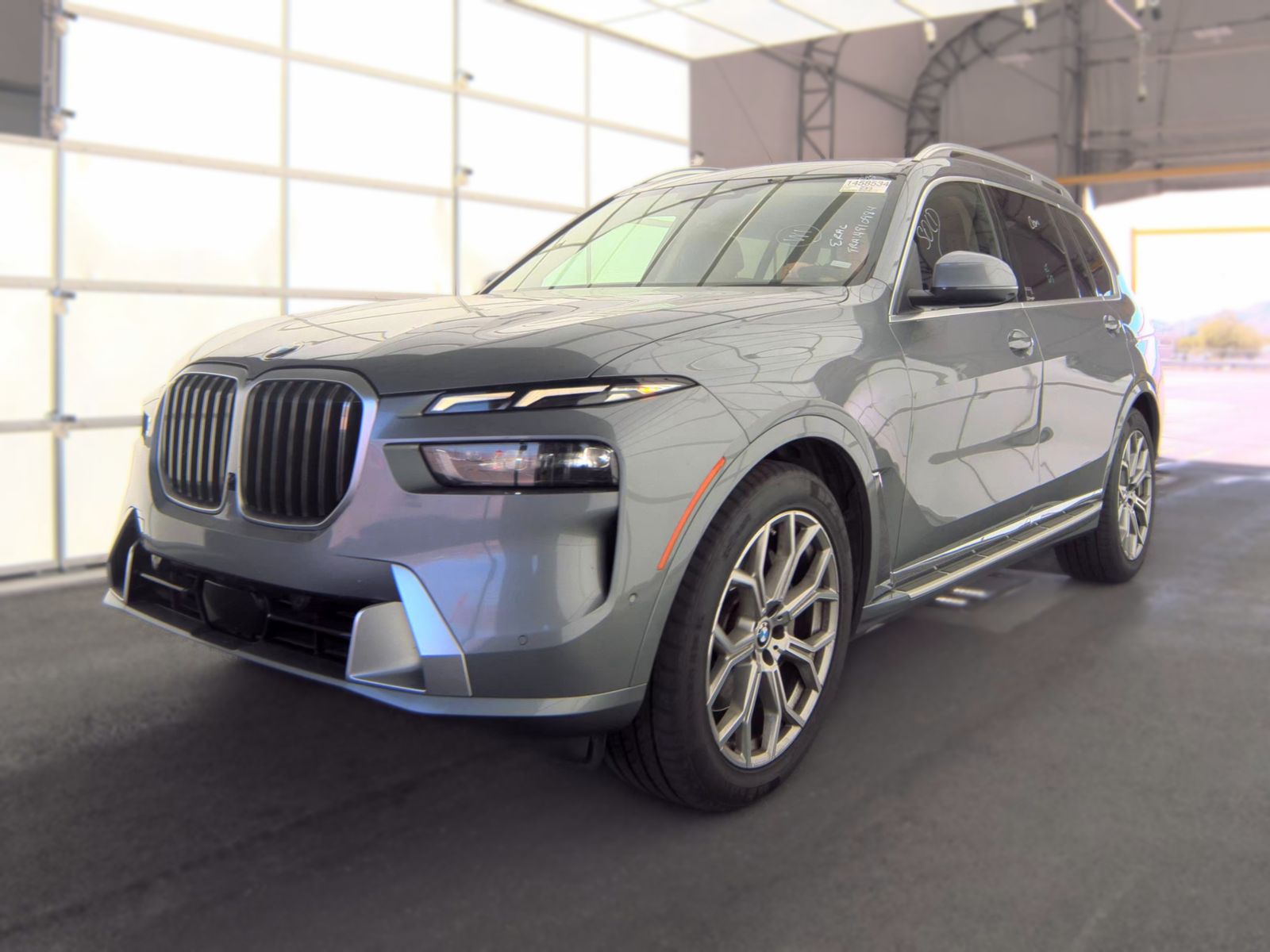 2025 BMW X7 xDrive40i AWD