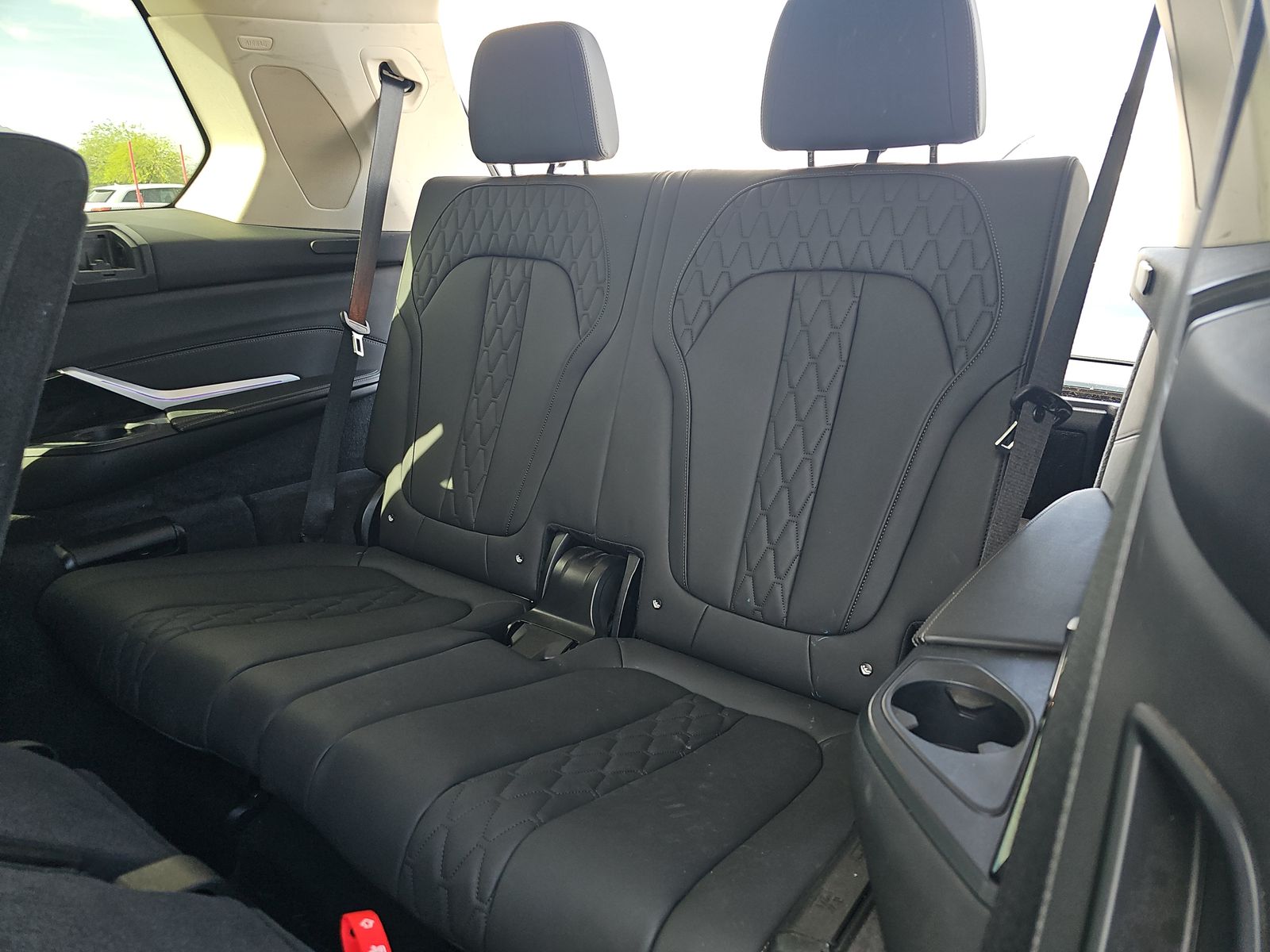 2025 BMW X7 xDrive40i AWD