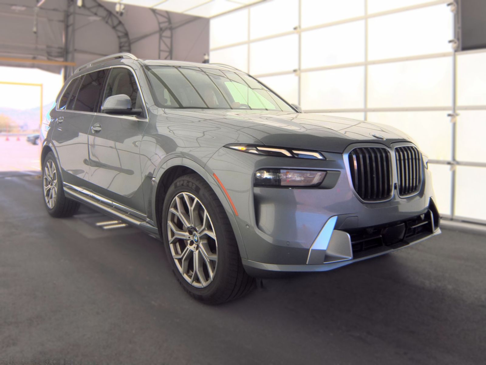 2025 BMW X7 xDrive40i AWD