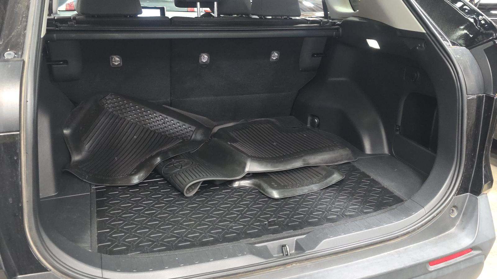 2024 Toyota RAV4 XLE FWD