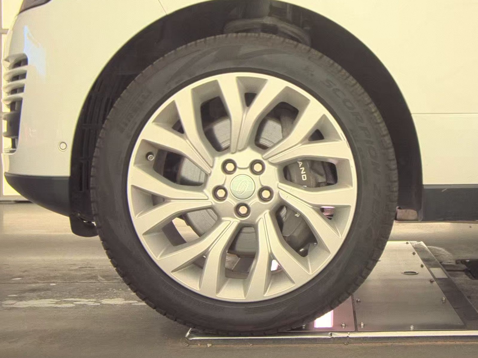 LAND ROVER RANGE ROVER - 10
