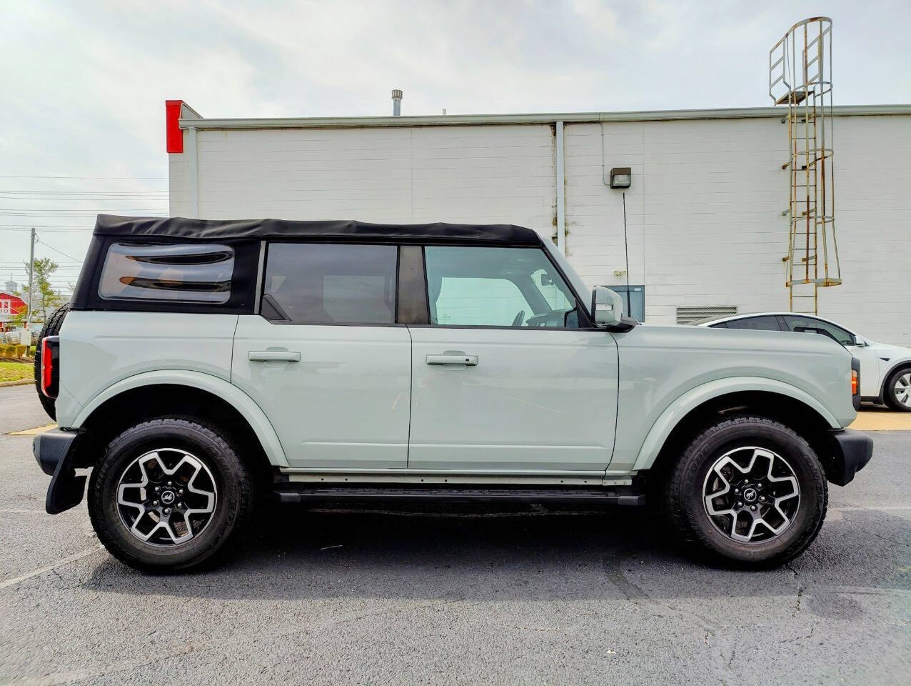 FORD BRONCO - 8