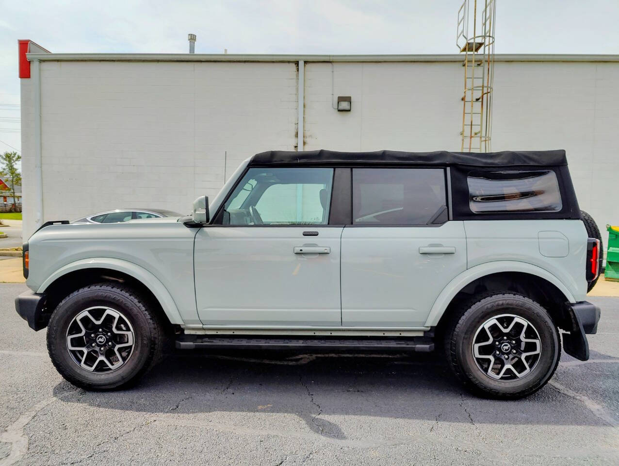 FORD BRONCO - 9