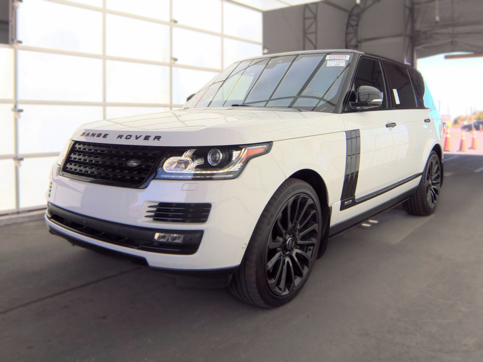 LAND ROVER RANGE ROVER - 1